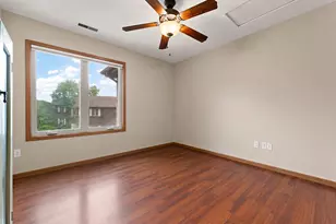 2549 N Lakeshore Dr, Crown Point, IN 46307 - Photo 17