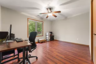 2549 N Lakeshore Dr, Crown Point, IN 46307 - Photo 17