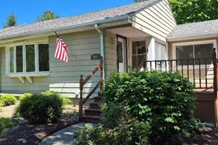 125 Martin Dr, Michigan City, IN 46360 - Photo 3