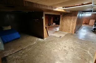 1027 Central Ave, Gary, IN 46407 - Photo 15