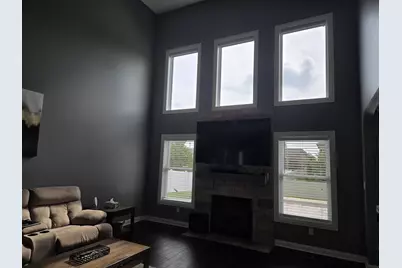 9835 Meadow Rose Lane, Saint John, IN 46373 - Photo 13