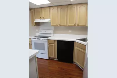 402 Sturdy Road #1d, Valparaiso, IN 46383 - Photo 5