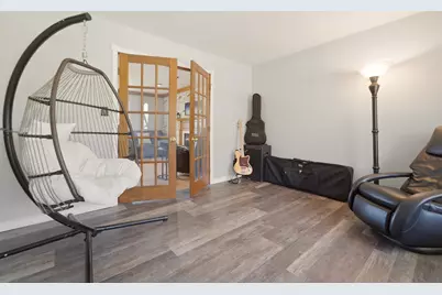 1401 W 95th Place, Crown Point, IN 46307 - Photo 5