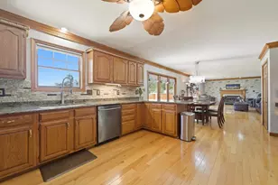 1401 W 95th Pl, Crown Point, IN 46307 - Photo 15