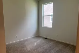 10330 Privet Dr, Crown Point, IN 46307 - Photo 11