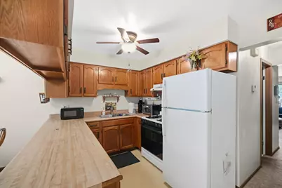 934 Jordan Circle, Schererville, IN 46375 - Photo 3