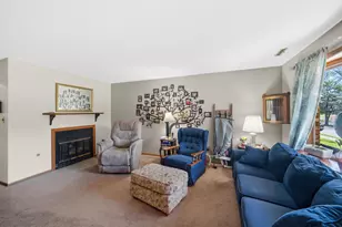 934 Jordan Cir, Schererville, IN 46375 - Photo 7
