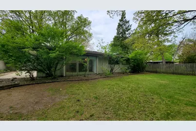 2614 Maple Street, Michigan City, IN 46360 - Photo 3
