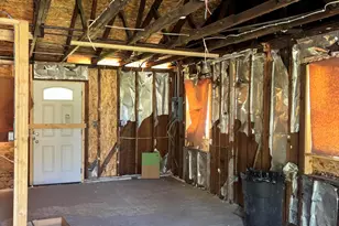 1142 Gibson Pl, Gary, IN 46403 - Photo 7