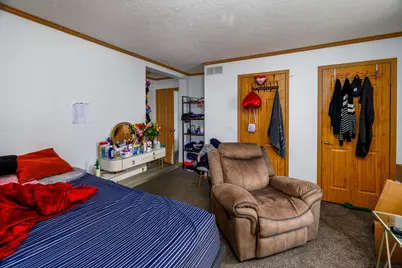 106 W Allen Street, Kentland, IN 47951 - Photo 21