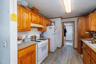106 W Allen St, Kentland, IN 47951 - Photo 17