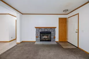 106 W Allen St, Kentland, IN 47951 - Photo 7