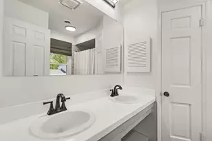 2304 Shannon Dr, Valparaiso, IN 46383 - Photo 23