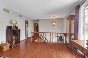508 James Wittchen Dr, Schererville, IN 46375 - Photo 5