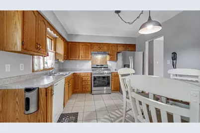 508 James Wittchen Drive, Schererville, IN 46375 - Photo 7