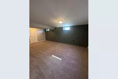 276 W 68th Place, Merrillville, IN 46410 - Photo 15