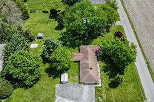 1767 N Cook Ln, Monticello, IN 47960 - Photo 9