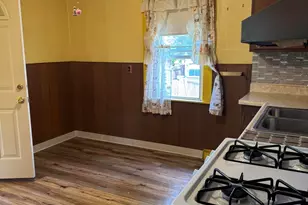 4139 Johnson Ave, Hammond, IN 46327 - Photo 5
