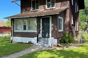805 Buchanan St, Gary, IN 46402 - Photo 1