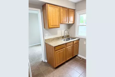 229 Broadmoor Avenue, Munster, IN 46321 - Photo 5