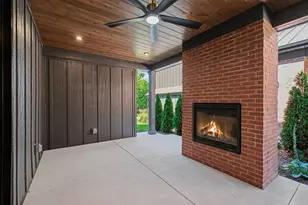 201 N Campbell St, Valparaiso, IN 46385 - Photo 25
