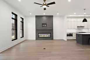 201 N Campbell St, Valparaiso, IN 46385 - Photo 7