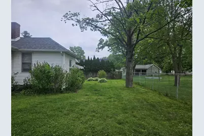 206 E 16th Street, La Porte, IN 46350 - Photo 13