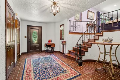 887 N 400 E, Valparaiso, IN 46383 - Photo 7