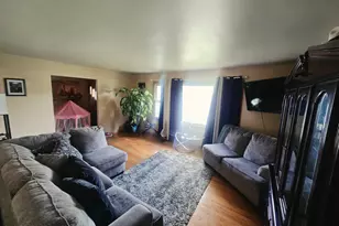 8606 Calumet Ave, Munster, IN 46321 - Photo 3