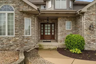 301 E 125th Ave, Crown Point, IN 46307 - Photo 3