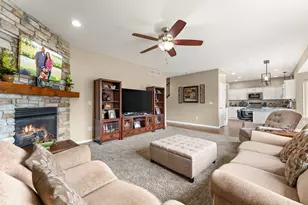 301 E 125th Ave, Crown Point, IN 46307 - Photo 7