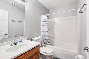4669 W 73rd Ct, Merrillville, IN 46410 - Photo 11