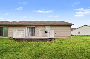 4669 W 73rd Ct, Merrillville, IN 46410 - Photo 13