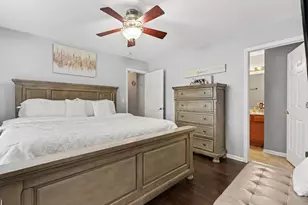 4669 W 73rd Ct, Merrillville, IN 46410 - Photo 7