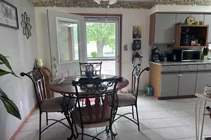 7595 Washington Ct, Merrillville, IN 46410 - Photo 15