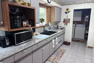7595 Washington Ct, Merrillville, IN 46410 - Photo 17