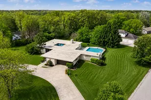102 Sylvan Dr, Valparaiso, IN 46385 - Photo 3