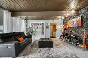 102 Sylvan Dr, Valparaiso, IN 46385 - Photo 15
