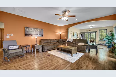 60 N Prairie Parkway, Valparaiso, IN 46385 - Photo 9