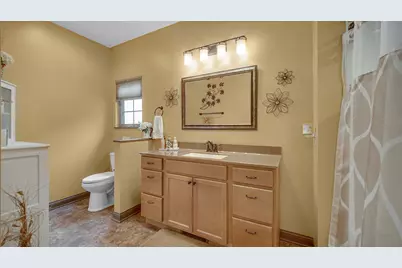 60 N Prairie Parkway, Valparaiso, IN 46385 - Photo 23