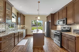 60 N Prairie Pkwy, Valparaiso, IN 46385 - Photo 5