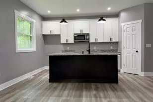 1247 S Roosevelt Rd, Knox, IN 46534 - Photo 7