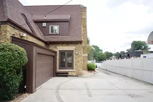 317 N Main St, Crown Point, IN 46307 - Photo 5