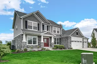 10227 Sentry Dr, Saint John, IN 46373 - Photo 3