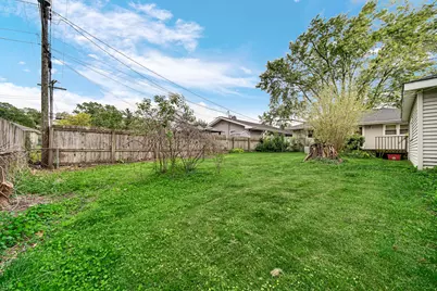 519 N Jay Avenue, Griffith, IN 46319 - Photo 15
