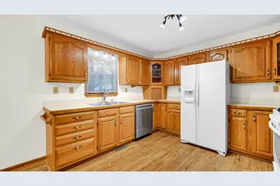 18 W 890 N, Wheatfield, IN 46392 - Photo 11