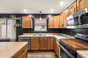 5407 Marigold Ln, Valparaiso, IN 46383 - Photo 15