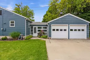 1113 Valparaiso St, Valparaiso, IN 46383 - Photo 3