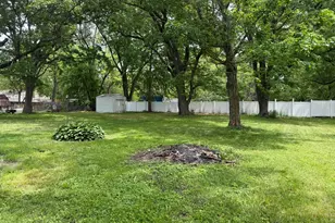 417 N Colfax St, Griffith, IN 46319 - Photo 5