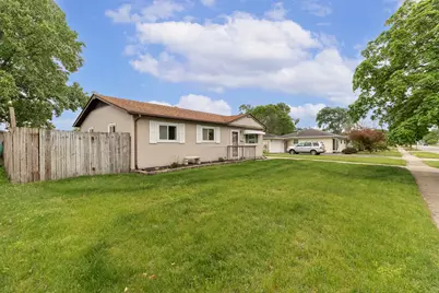 9419 Saric Drive, Highland, IN 46322 - Photo 13